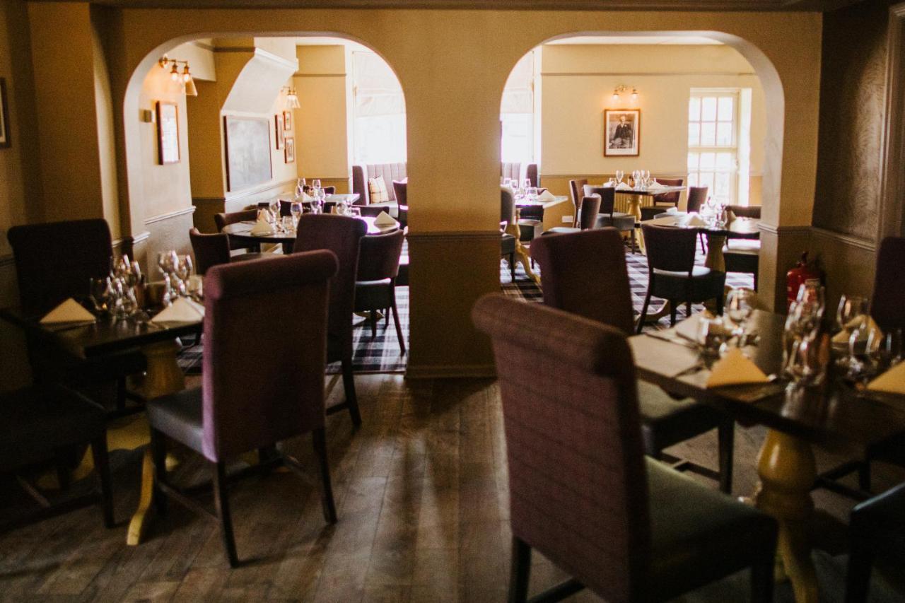 The Stratton House Hotel Biggleswade Exterior photo